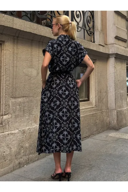Siyah Desenli Kuşak Detaylı Gömlek Elbise