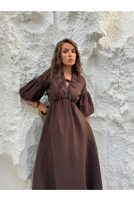 Müslin Kumaş Yaka Detay Elbise Kahve