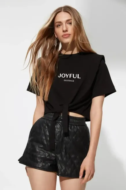Siyah Sloganlı Örme T-Shirt-tsh1002-syh