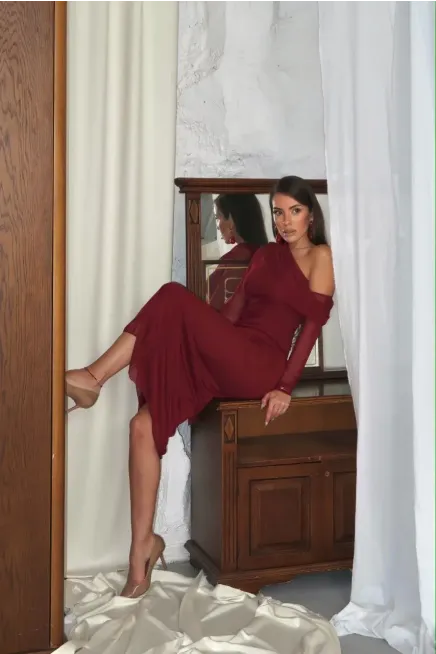 Tek Omuz Pelerin Detay Tül Elbise Bordo