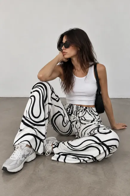 Viskon Bol Paça Ekru Desenli Pantalon