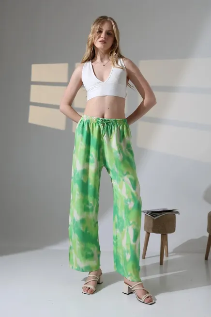Viskon Bol Paça Yeşil Desenli Pantalon-ccyz2025pnt-ftkysl