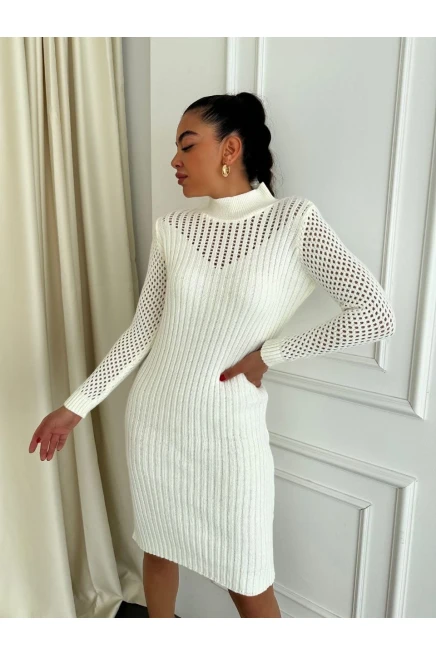 Delikli Model Triko Elbise