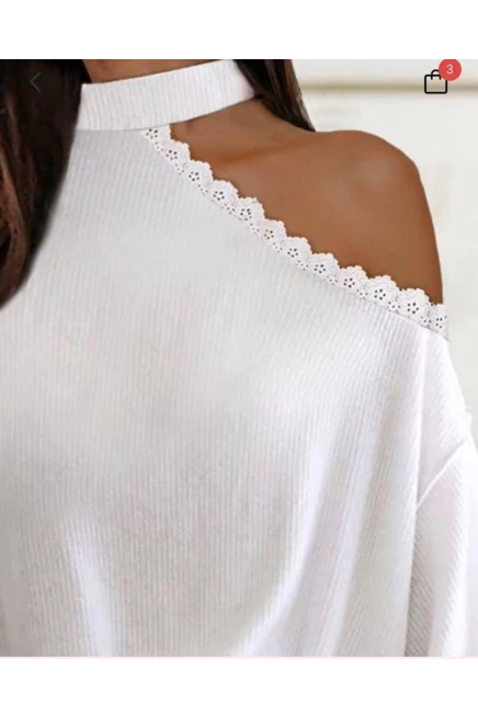 Yumoş  Kumaş Dantel Detaylı Bluz