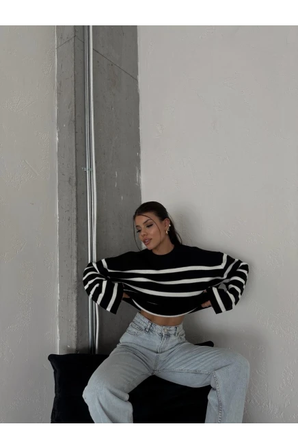 Z@R@ Model Çizgili Kazak