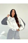 **Ön Sipariştedir 14 Kasımda Kargolanıcak** 3 İplik Kolları Polar Detaylı Tasarım Takım