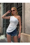 Toka Detay Tek Omuz Bluz Beyaz